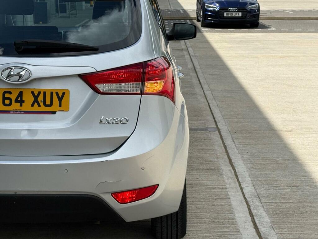 Hyundai Ix20 1.6 Crdi Style Hatchback Euro 5 White #18