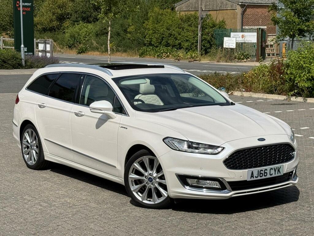 Ford Mondeo 2.0T Ecoboost Vignale Euro 6 Ss White #4