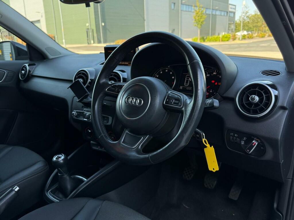 Audi A1 1.4 Tfsi Sport Sportback Euro 6 Ss Nav Black #2