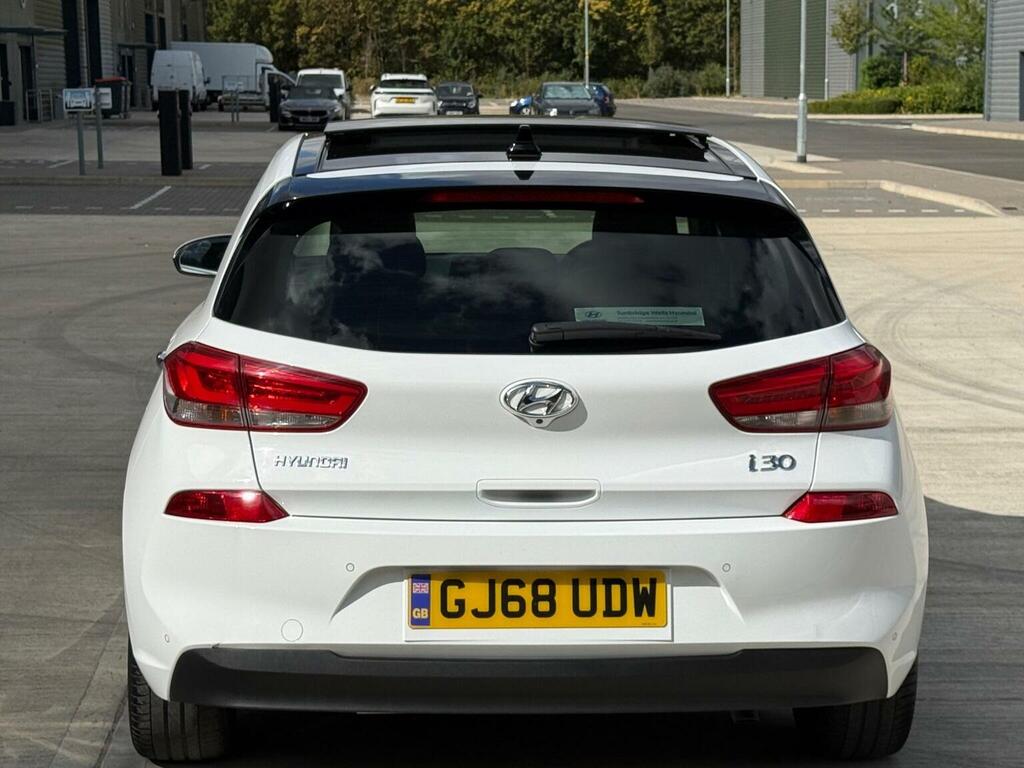 Hyundai I30 Hatchback 1.4 T-gdi Blue Drive Premium Se Dct Euro White #6