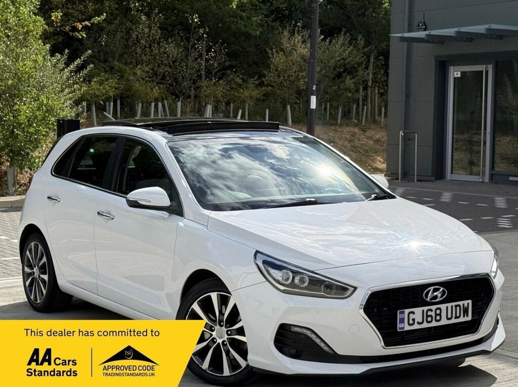 Hyundai I30 Hatchback 1.4 T-gdi Blue Drive Premium Se Dct Euro White