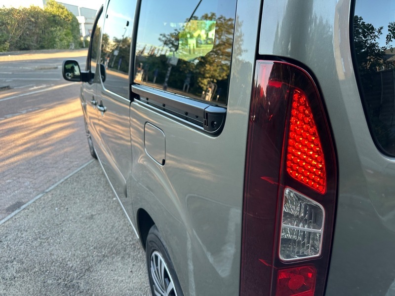 Peugeot Partner Tepee 1.6 Bluehdi Outdoor Euro 6 Ss Grey #24