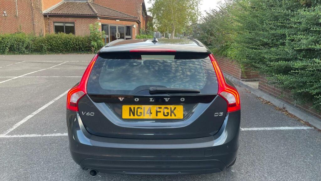 Volvo V60 2.0 D4 R-design Lux Nav Estate E Blue #15