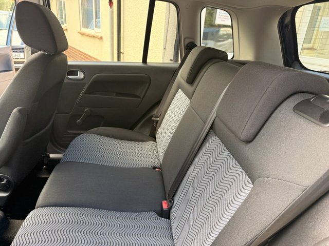 Ford Fusion 1.4 Zetec Hatchback 154 Gkm, 7 Blue #36