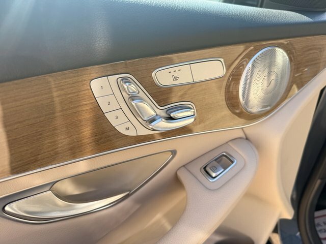 Mercedes-Benz GLC Class Suv 2.1 Glc220d Amg Line Premium G-tronic 4Matic Grey #51