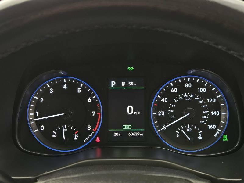 Hyundai Kona Premium Se Red #11