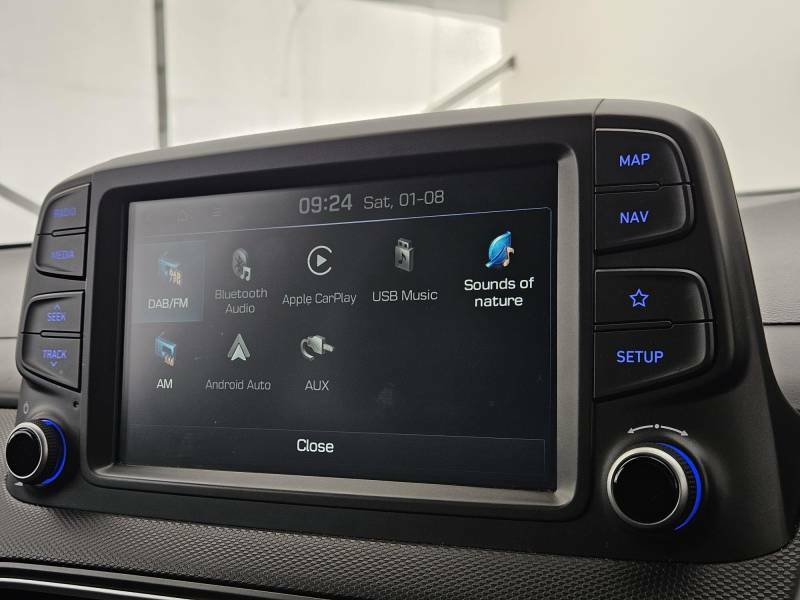 Hyundai Kona Premium Se Red #15