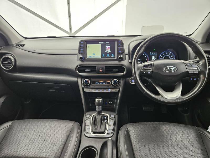 Hyundai Kona Premium Se Red #9