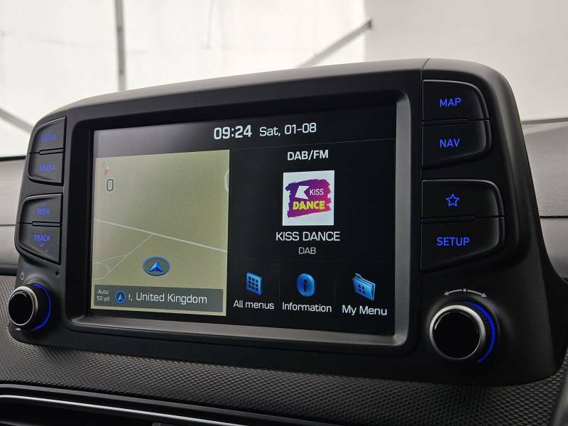 Hyundai Kona Premium Se Red #13