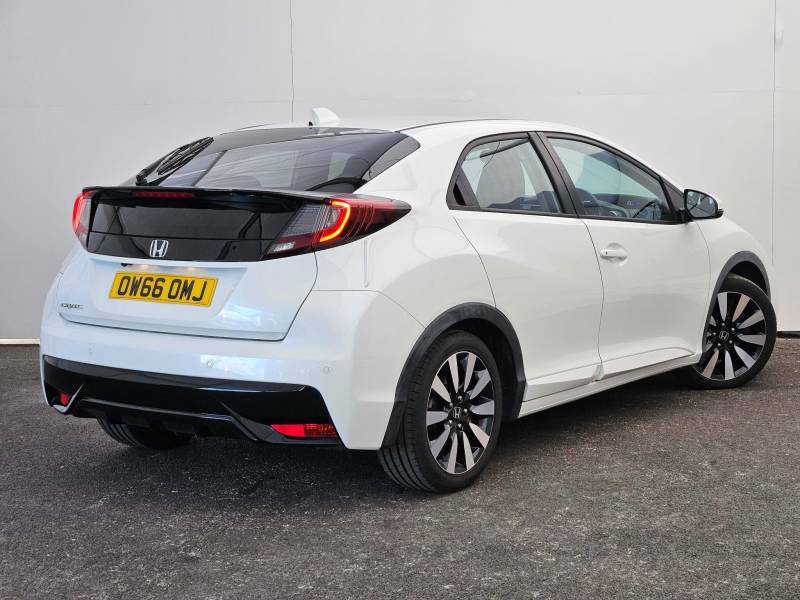 Honda Civic 1.8 I-vtec Se Plus Nav White #5
