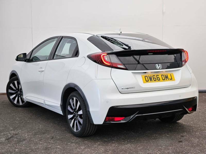 Honda Civic 1.8 I-vtec Se Plus Nav White #2