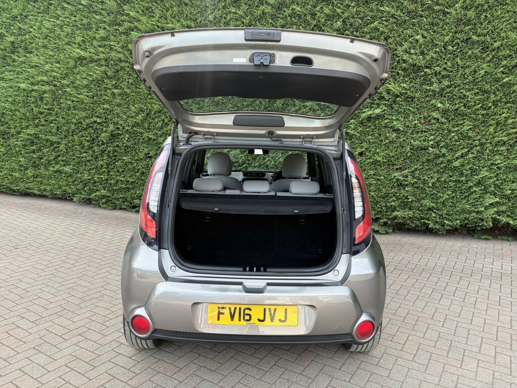 Kia Soul 1.6 Gdi Connect Euro 6 Black #17