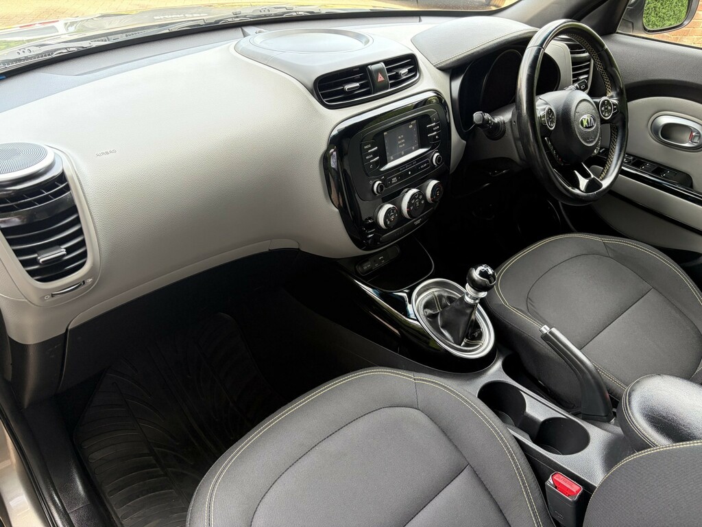 Kia Soul 1.6 Gdi Connect Euro 6 Black #20