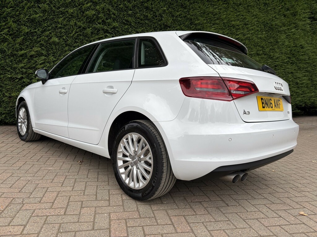 Audi A3 1.6 Tdi Sport Sportback S Tronic Euro 6 Black #12