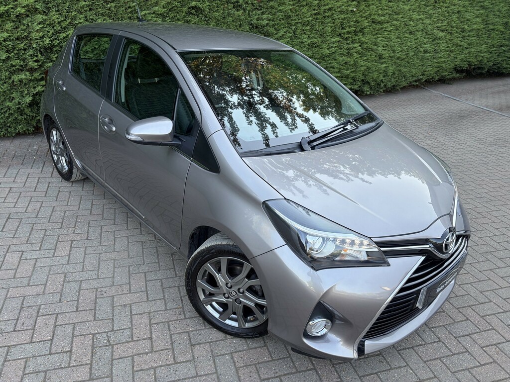Toyota Yaris 1.3 Dual Vvt-i Excel Brown