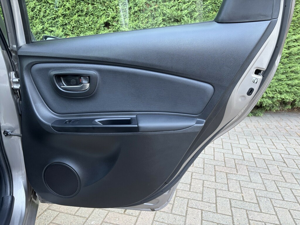 Toyota Yaris 1.33 Dual Vvt-i Icon Hatchback E Blue #34