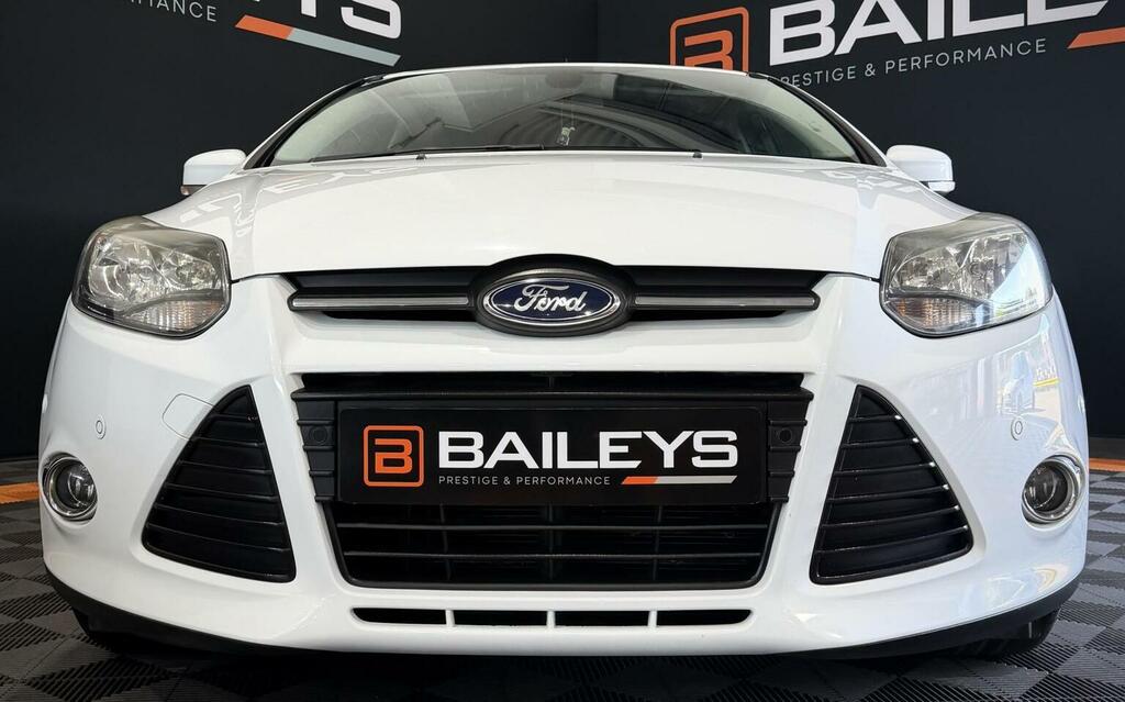 Ford Focus 1.0T Ecoboost Zetec Navigator Euro 5 Ss White #3