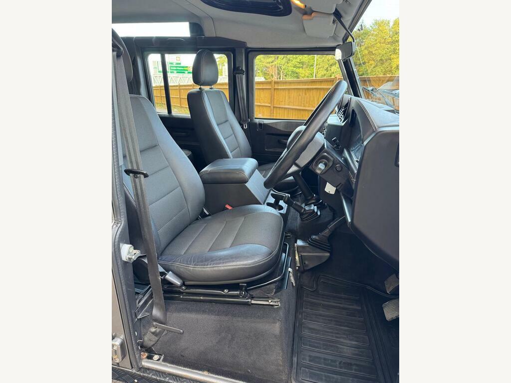 Land Rover Defender 110 2.4 Tdci Xs Station Wagon Grey #4