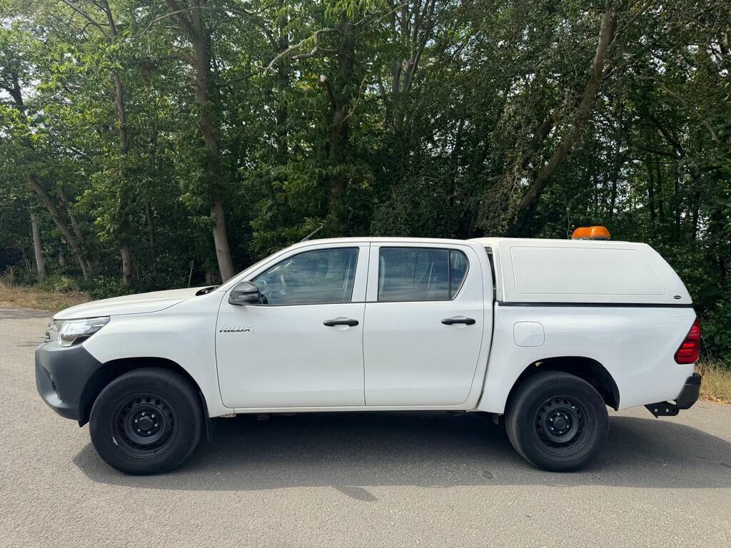 Toyota HILUX 2.4 D-4d Invincible X 4Wd Euro 6 Ss T Blue #9