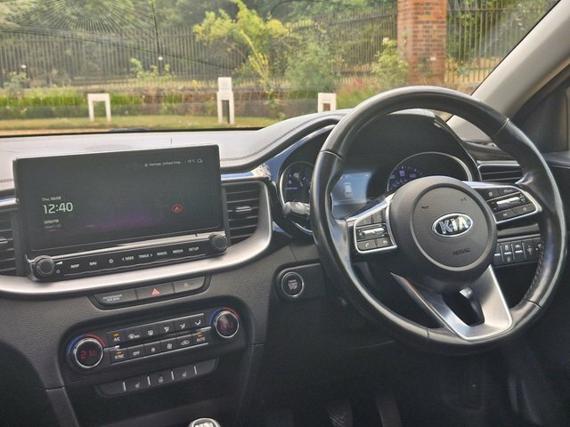 Kia Xceed 1.0 T-gdi 3 Suv White #2