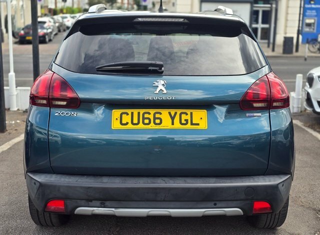 Peugeot 2008 1.2 Puretech Allure Suv Etg E CU66YGL Green #6