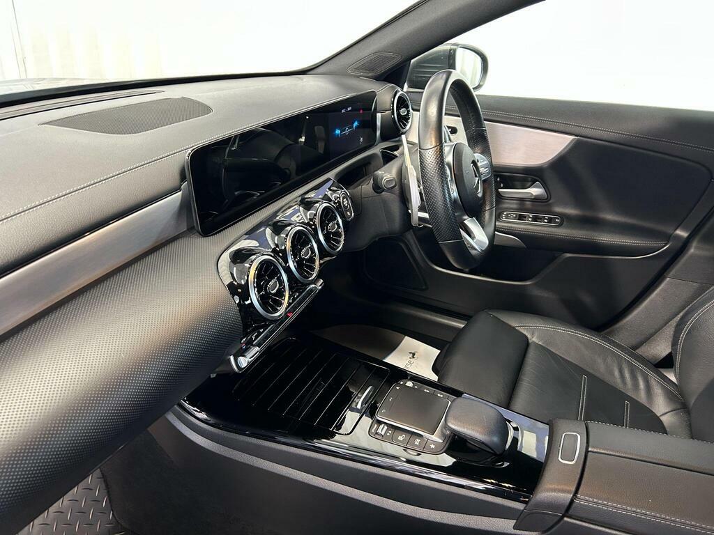 Mercedes-Benz CLA Class 180 Amg Line Premium Tip 2021 Grey #21