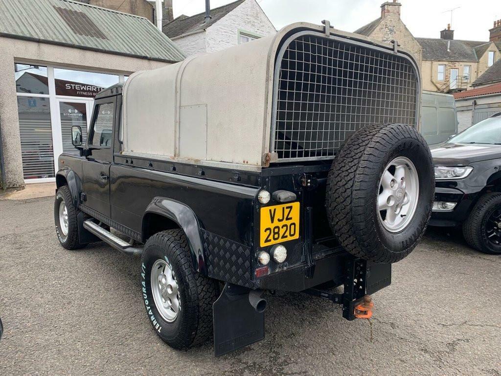 Land Rover Defender 110 Pickup 2001 Black #6