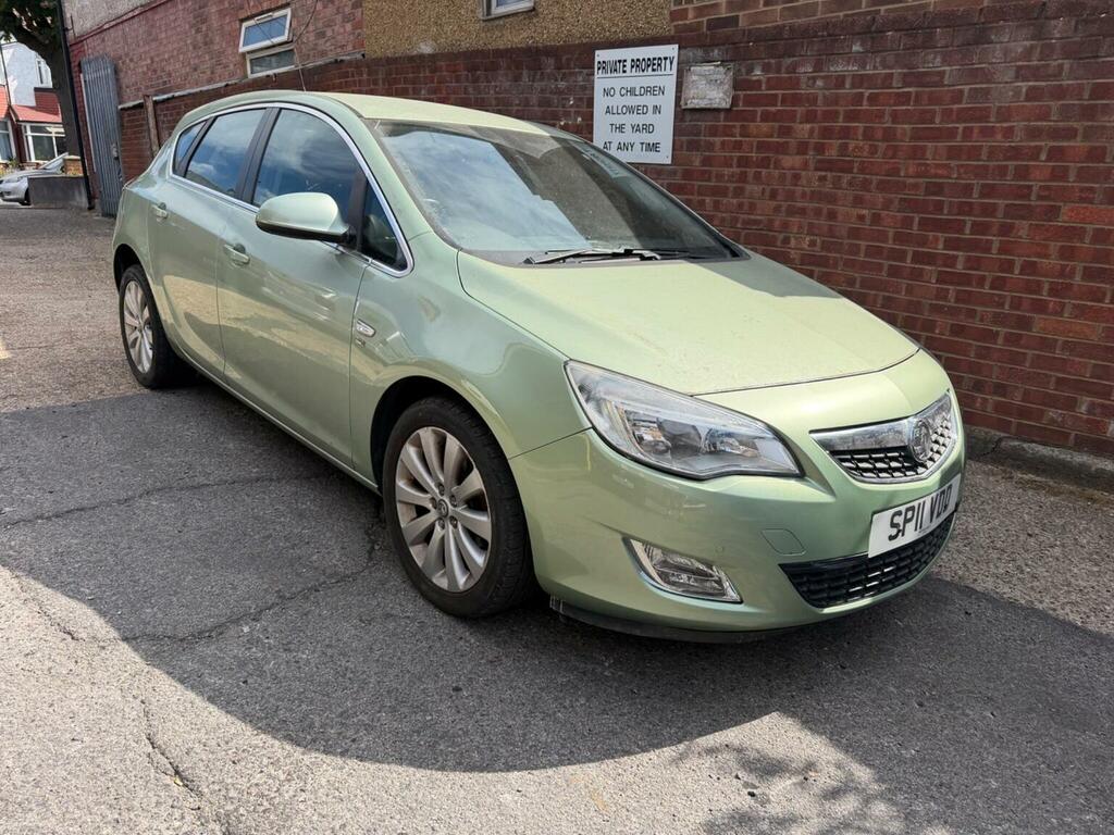 Vauxhall Astra 1.6 16V Se Euro 5 Green