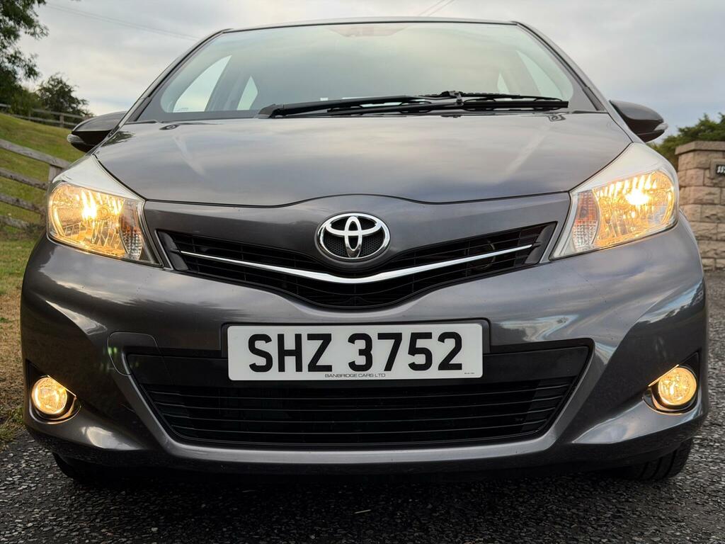 Toyota Yaris Icon Plus SHZ3752 Grey #3