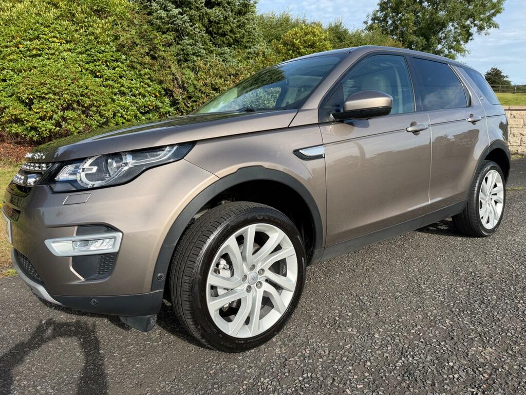 Land Rover Discovery Sport Td4 Hse Black White #4