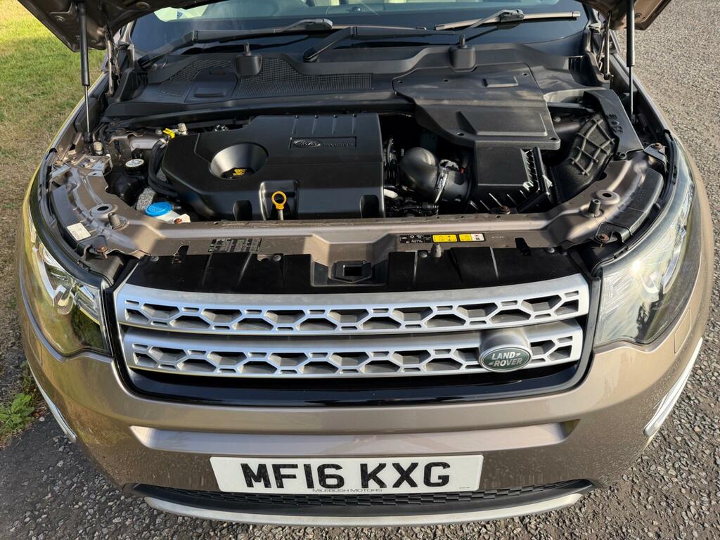 Land Rover Discovery Sport Td4 Hse Black White #13
