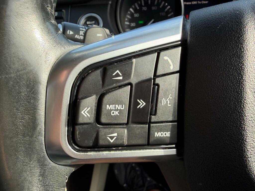 Land Rover Discovery Sport Td4 Hse Black White #19