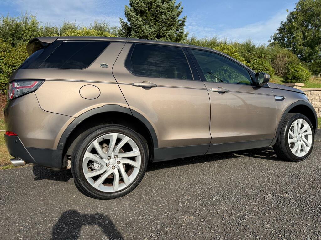 Land Rover Discovery Sport Td4 Hse Black White #7