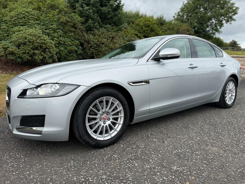 Jaguar XF 2.0D Prestige Euro 6 Ss VNZ8382 Silver #4