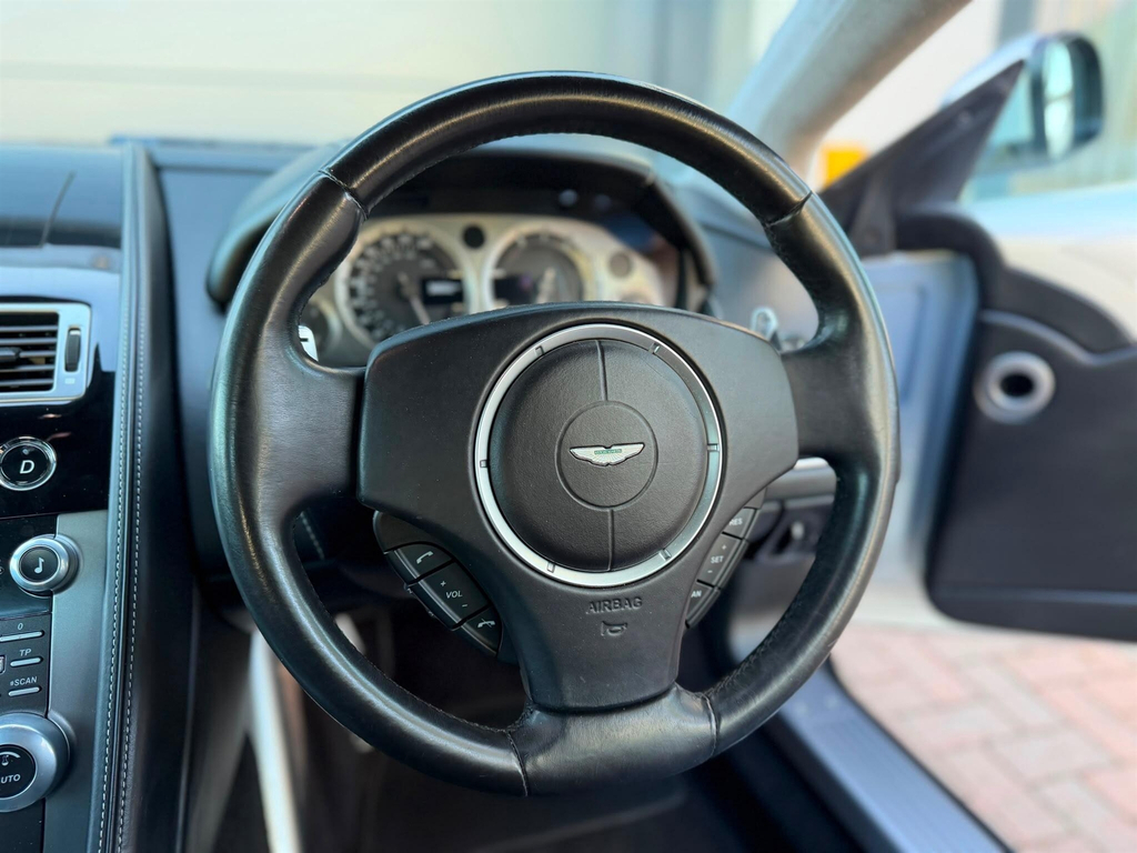 Aston Martin DB9 Coupe 6.0 V12 T-tronicii Euro 5 201414 #15