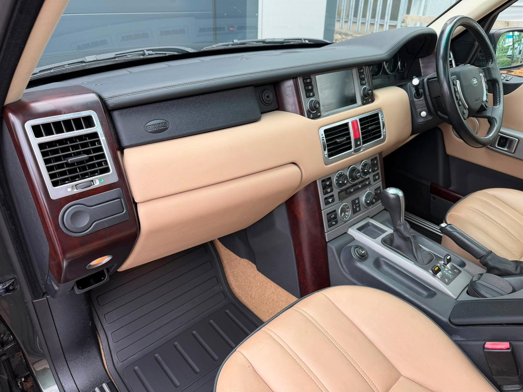 Land Rover Range Rover 3.0 Td6 Vogue Blue #23