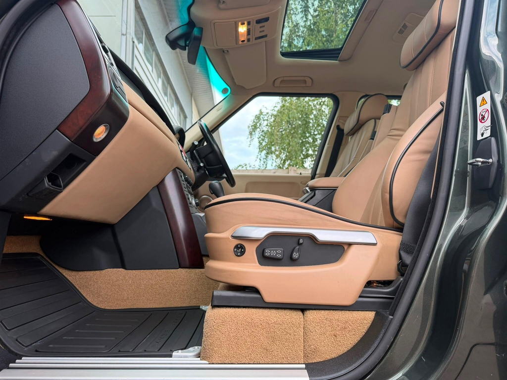 Land Rover Range Rover 3.0 Td6 Vogue Blue #22