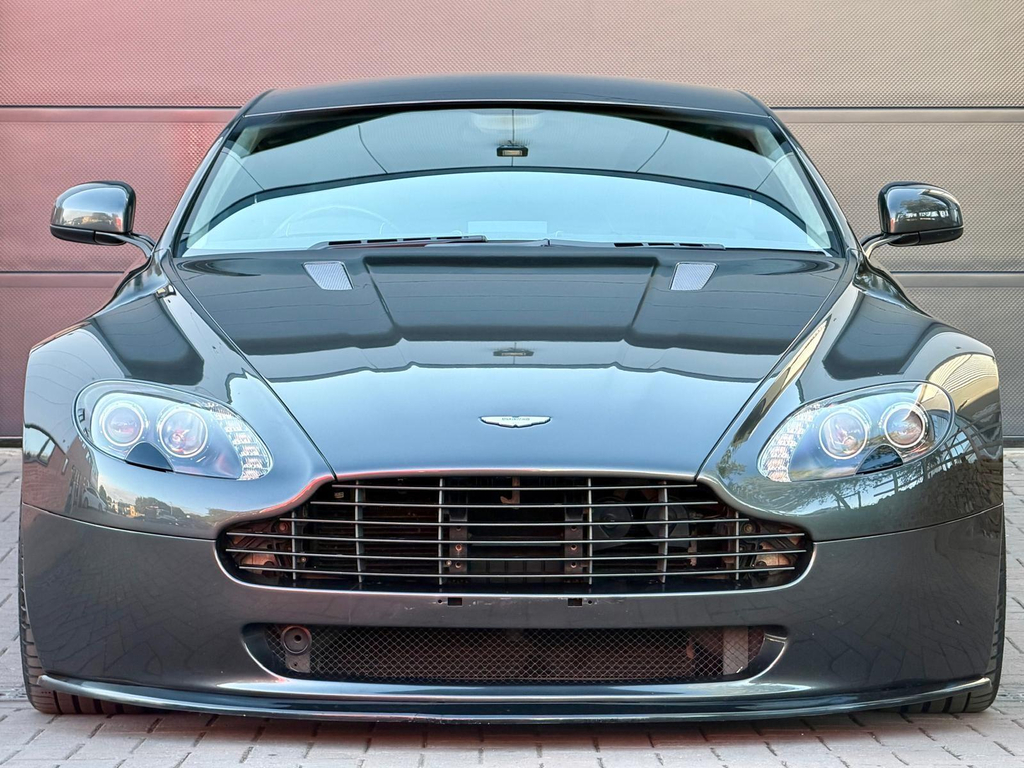 Aston Martin Vantage 4.7 V8 Euro 5  #2