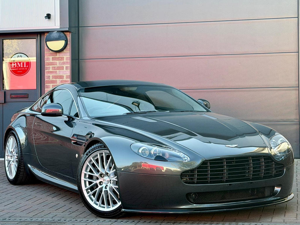 Aston Martin Vantage 4.7 V8 Euro 5  #4