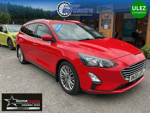 Ford Focus 2020 1.0T Ecoboost Titanium X Estate Ma Red