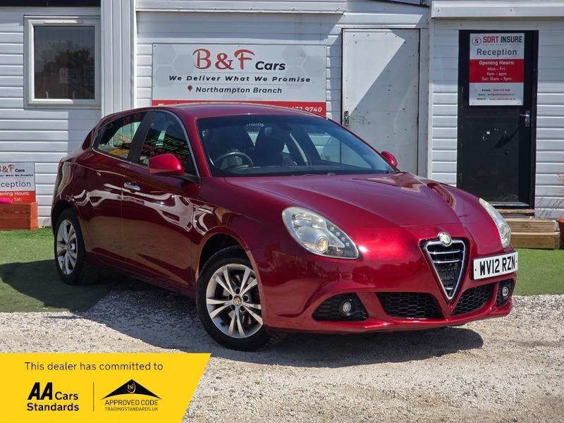 Alfa Romeo Giulietta 2.0 Jtdm-2 Lusso Euro Red