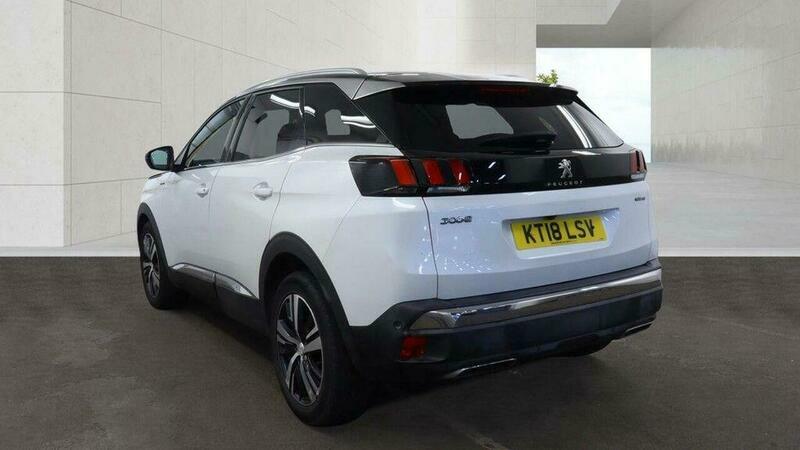 Peugeot 3008 1.2 Puretech Gt Line White #5