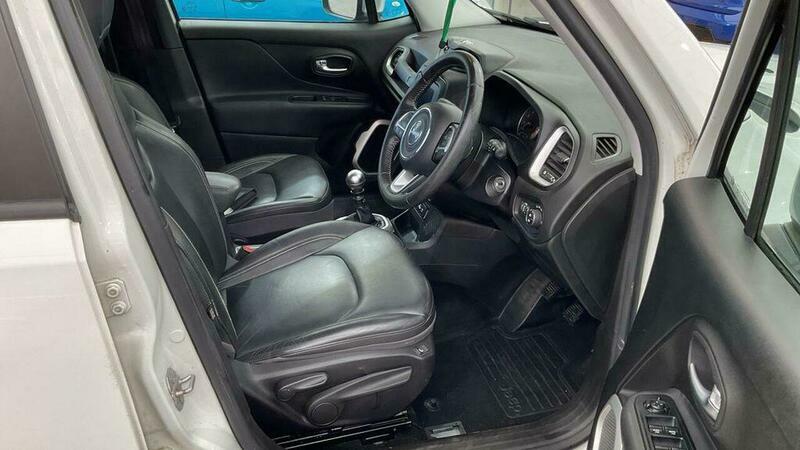 Jeep Renegade 1.4T Multiairii Limited Euro White #4