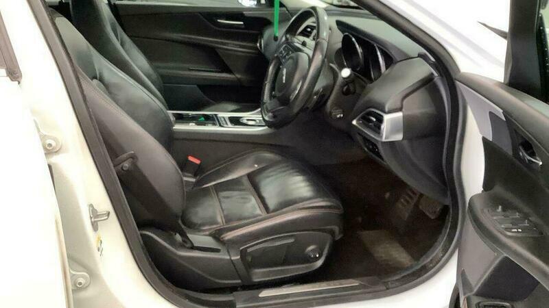 Jaguar XE 2.0D Prestige Euro White #4
