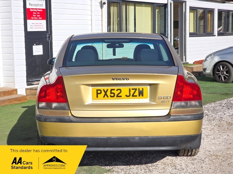 Volvo S60 2.0T S Gold #6