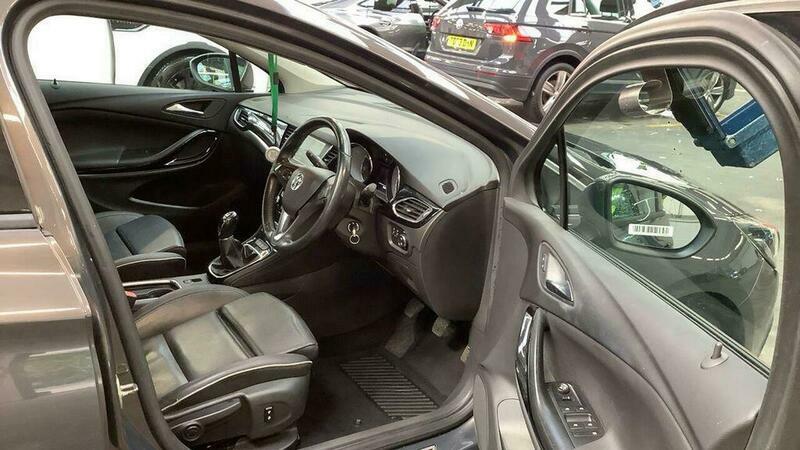 Vauxhall Astra 1.6 Cdti Biturbo Elite #4