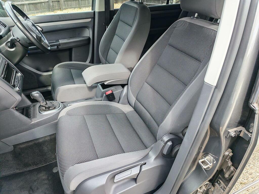Volkswagen Touran Se Blue Tech Tdi Black #11