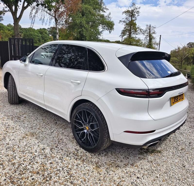 Porsche Cayenne 3.0T V6 Tiptronics 4Wd Euro 6 5-Door  #9