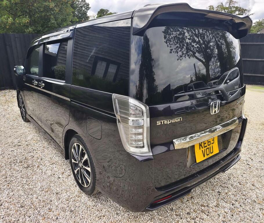 Honda StepWagon 2.0 Spada 8 Seats Top Spec Purple #6