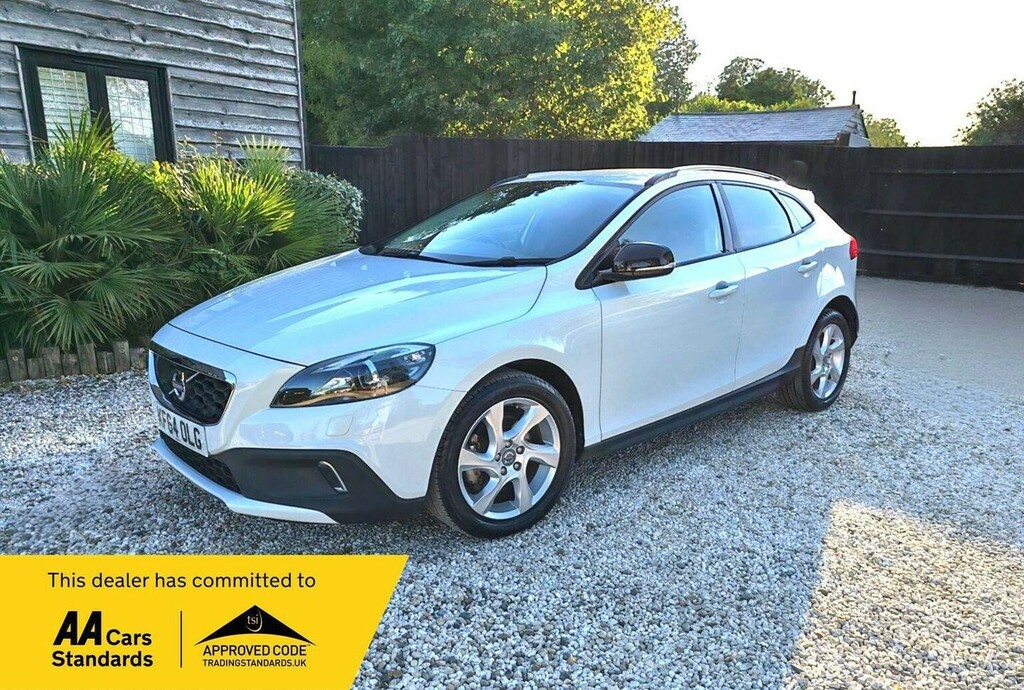 Volvo V40 Cross Country 1.6 T4 Lux Nav Powershift Euro 5 Ss White